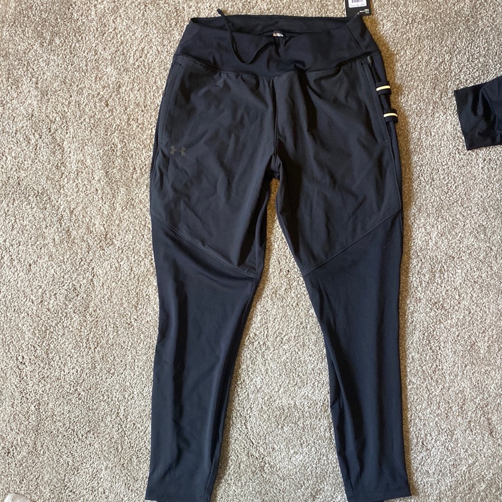 NWT under armour storm outrun the cold pants